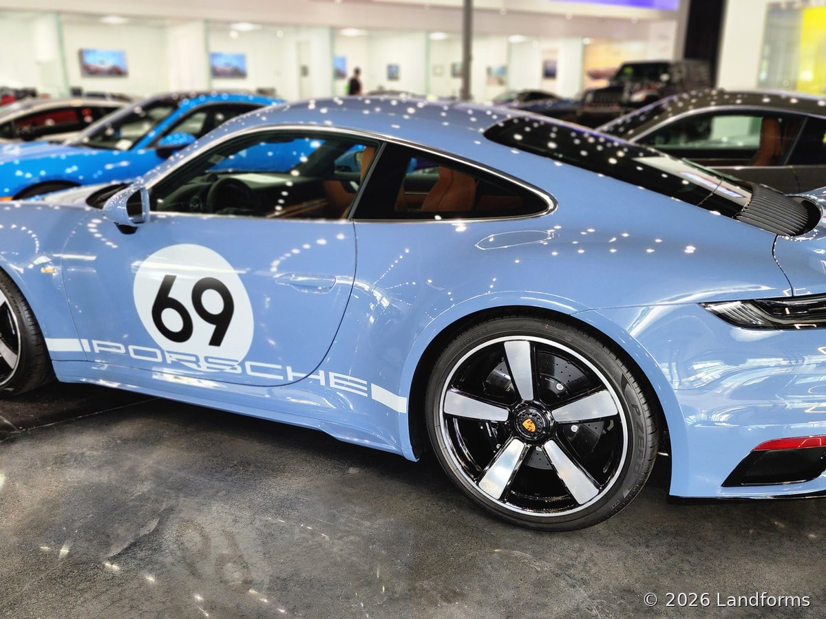 Porsche 911 (992)