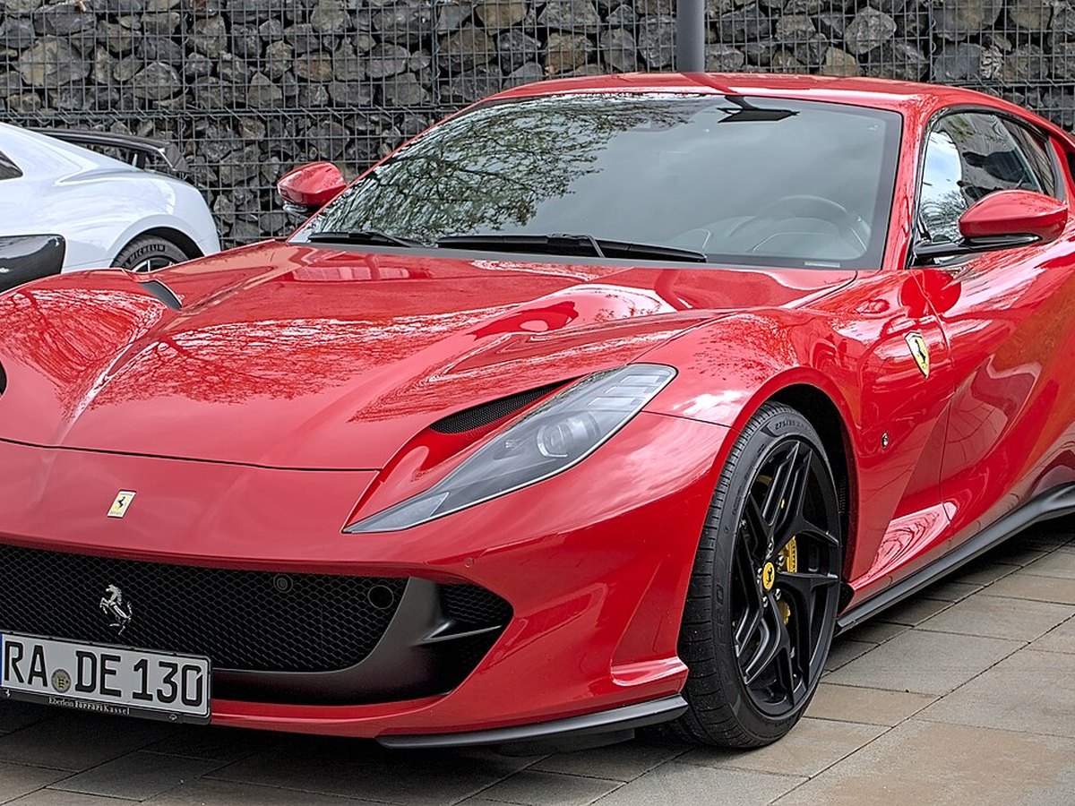 Ferrari 812 Superfast